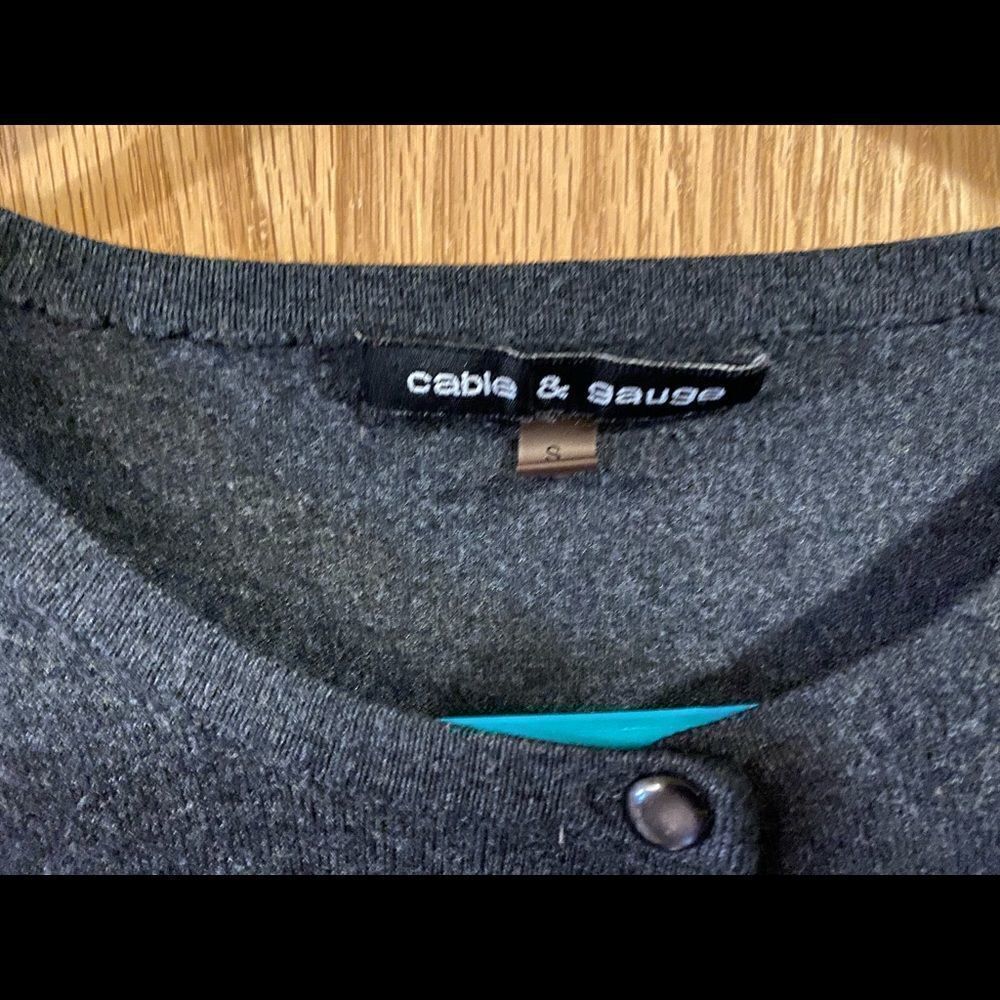 🌺3 for $30🌺Cable & Gauge Button-Up Sweater, size S. (S41) - Picture 3 of 3
